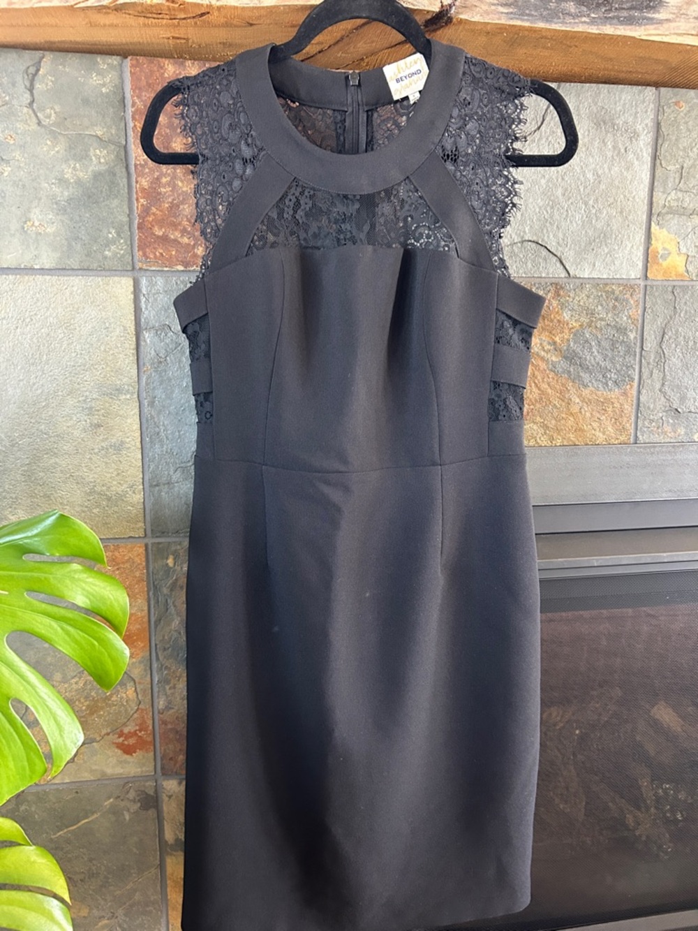 Ashley Graham Black Lace-Yoke Sleeveless Midi Sheath Dress